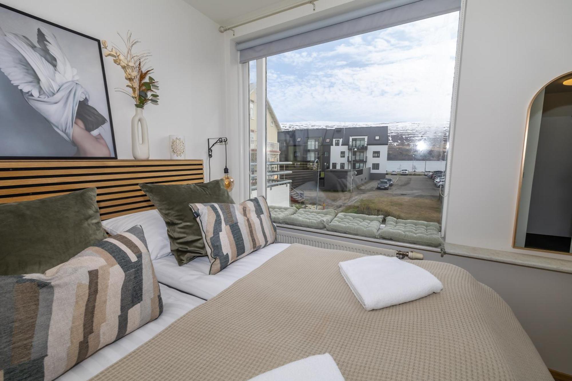 Charming Deluxe Apartment Akureyri Quarto foto
