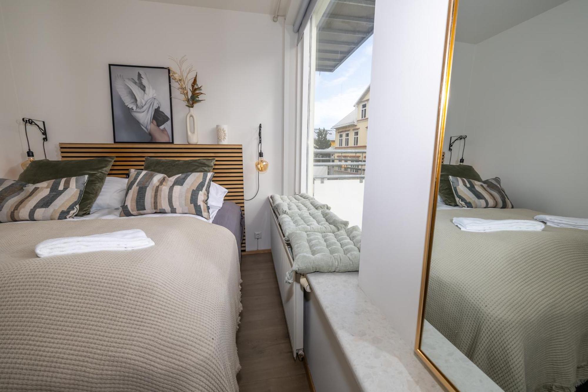 Charming Deluxe Apartment Akureyri Quarto foto